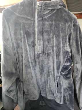 Express Plush Half-Zip Hooded Pullover - Dark Gray